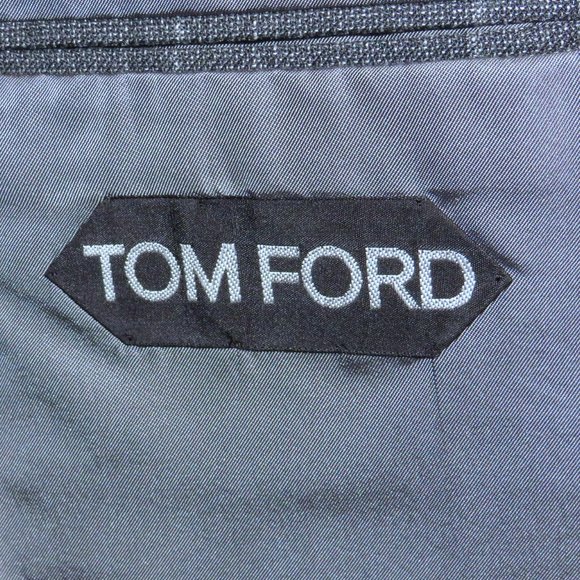 Tom Ford Fit A Windsor Gray Plaid Silk Blend Current Two Button Suit 42R - Picture 15 of 15